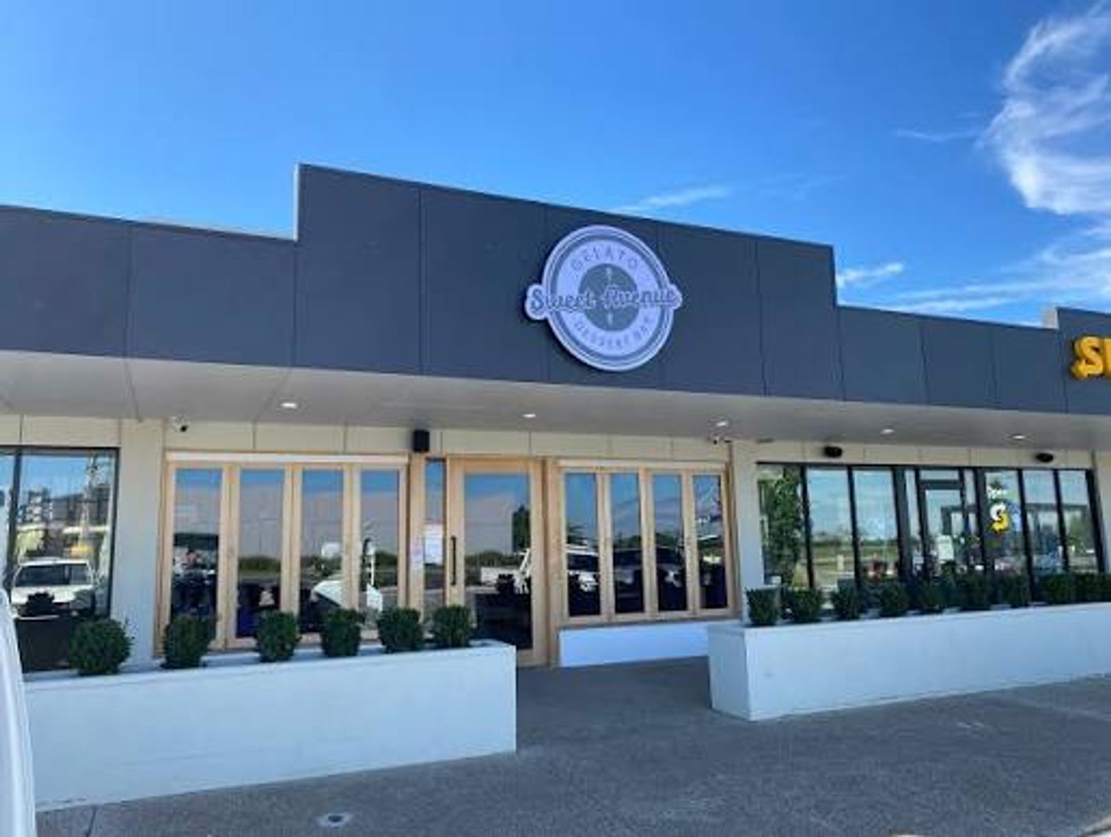 Gelato & Dessert Business for Lease  Prime Location & Ready to Trade