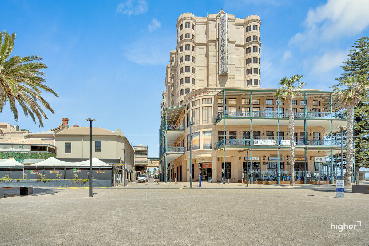 Prime Commercial Retail Space for Lease
