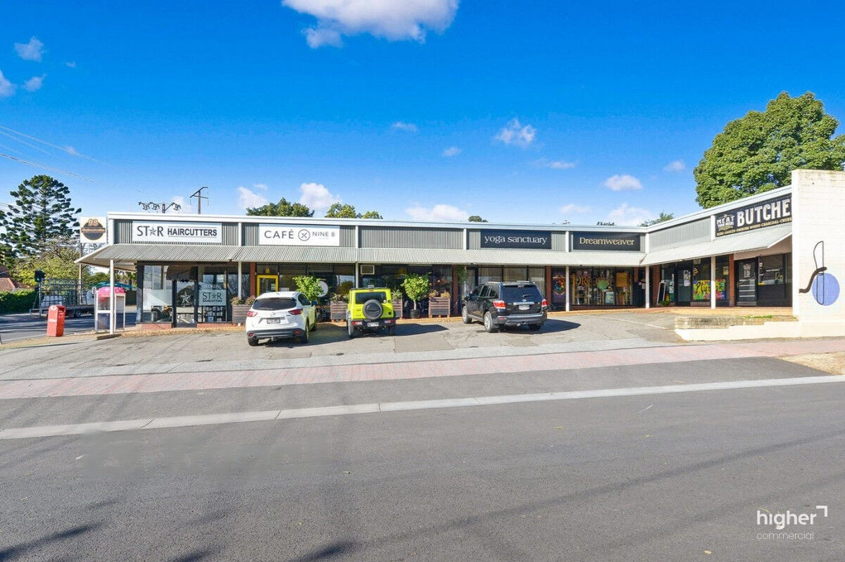 Boutique Retail Shopping Strip