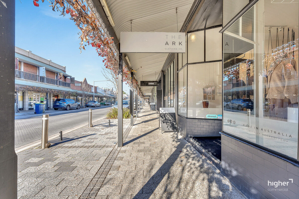 Boulevard Fashion / Retail Opportunity on King William