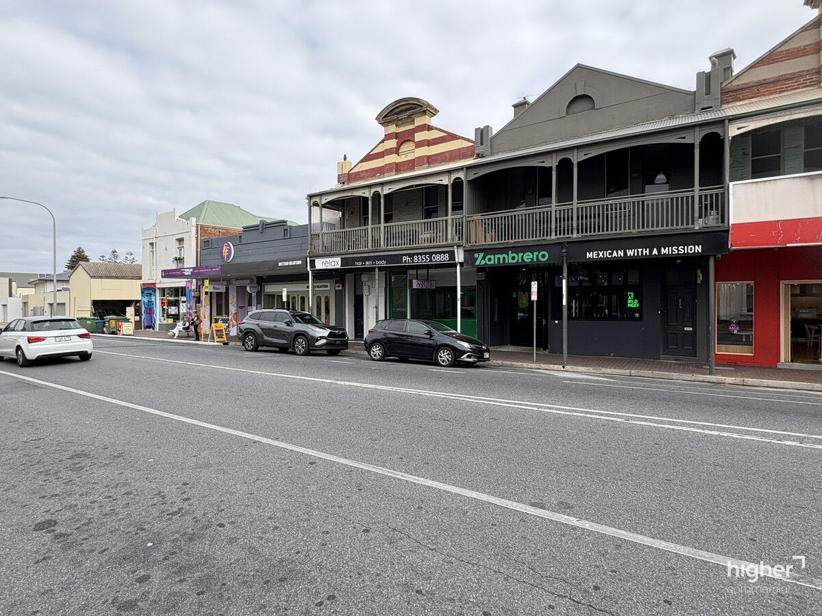 Fully-Fitted Henley Square Cafe/Restaurant