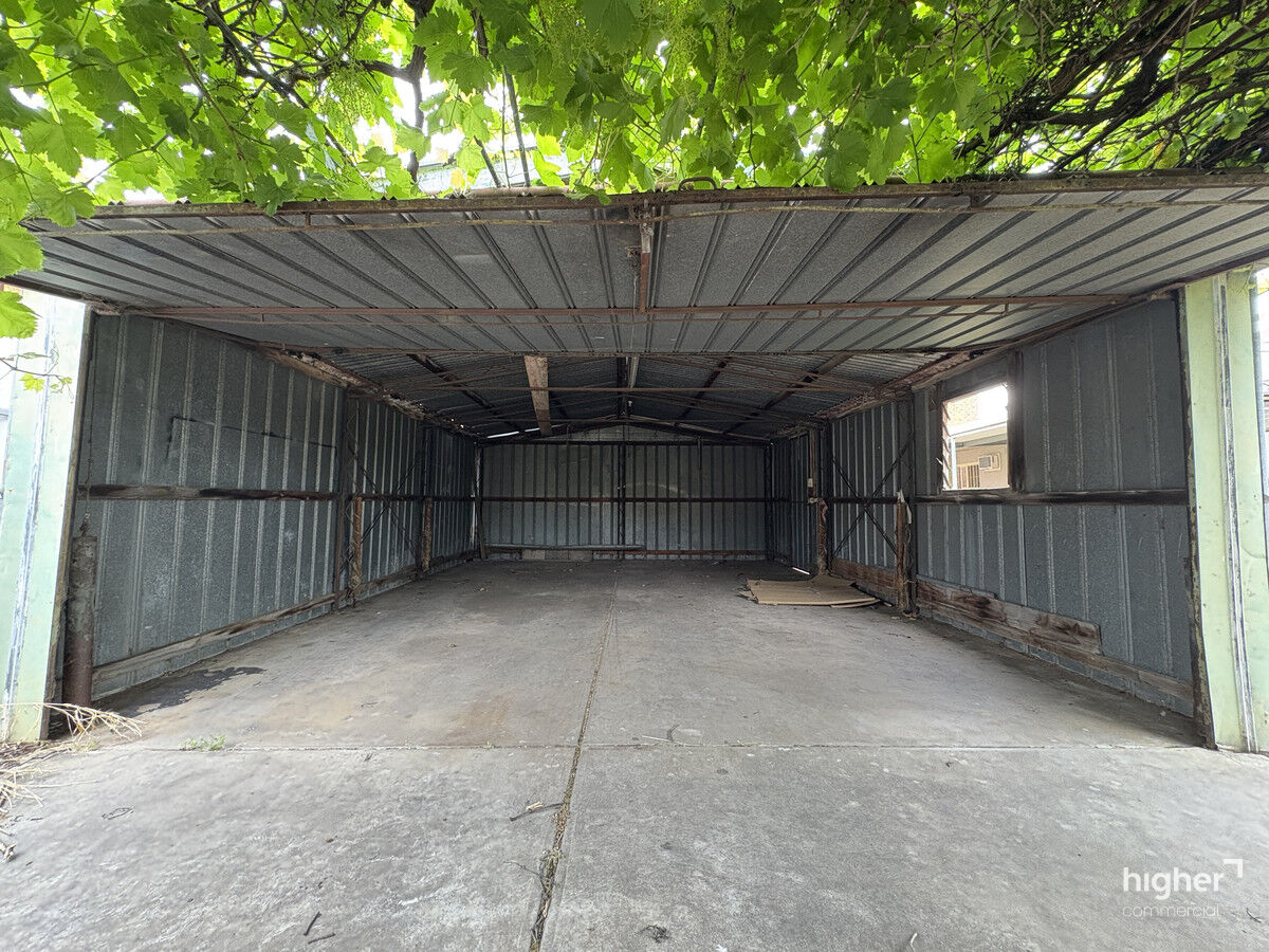 Warehouse/Car Port/Storage