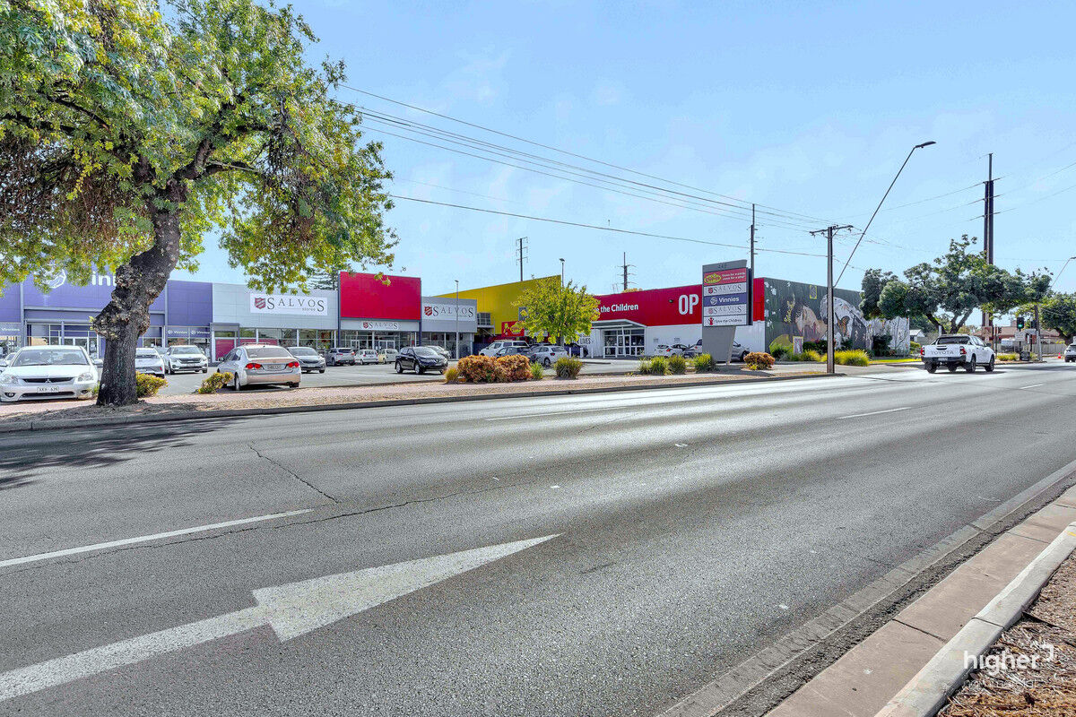 Prime Western Suburbs Showroom/Retail