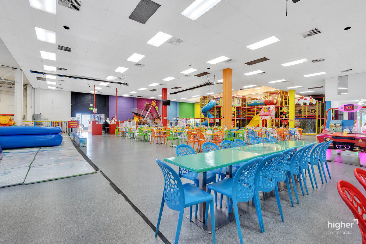 Prime Western Suburbs Showroom/Retail