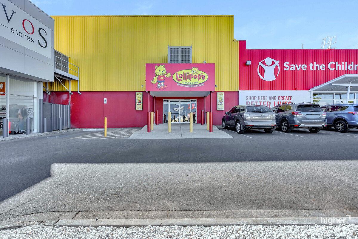 Prime Western Suburbs Showroom/Retail