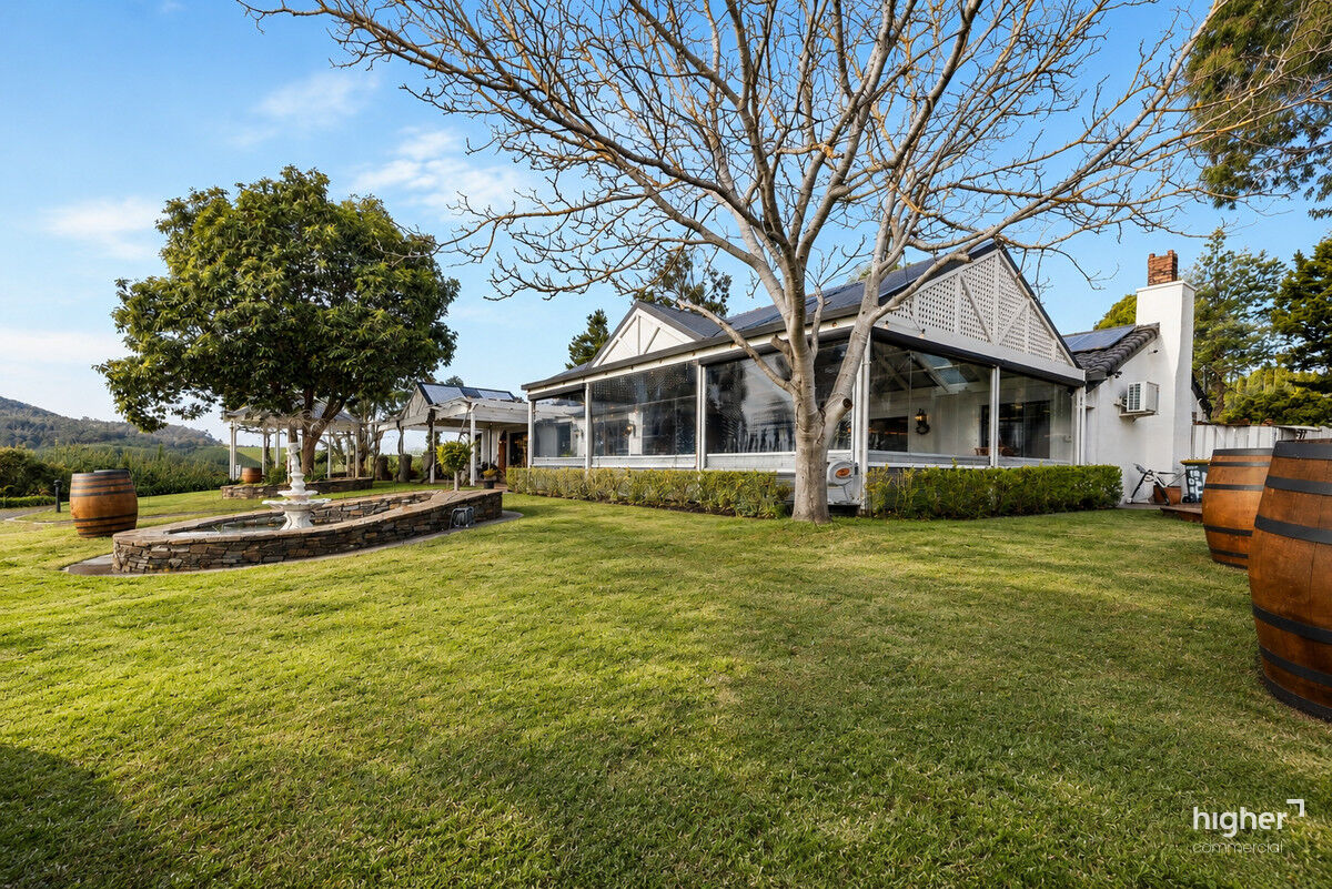 Stunning Trade-Ready Residence and Function Centre for Sale or Lease