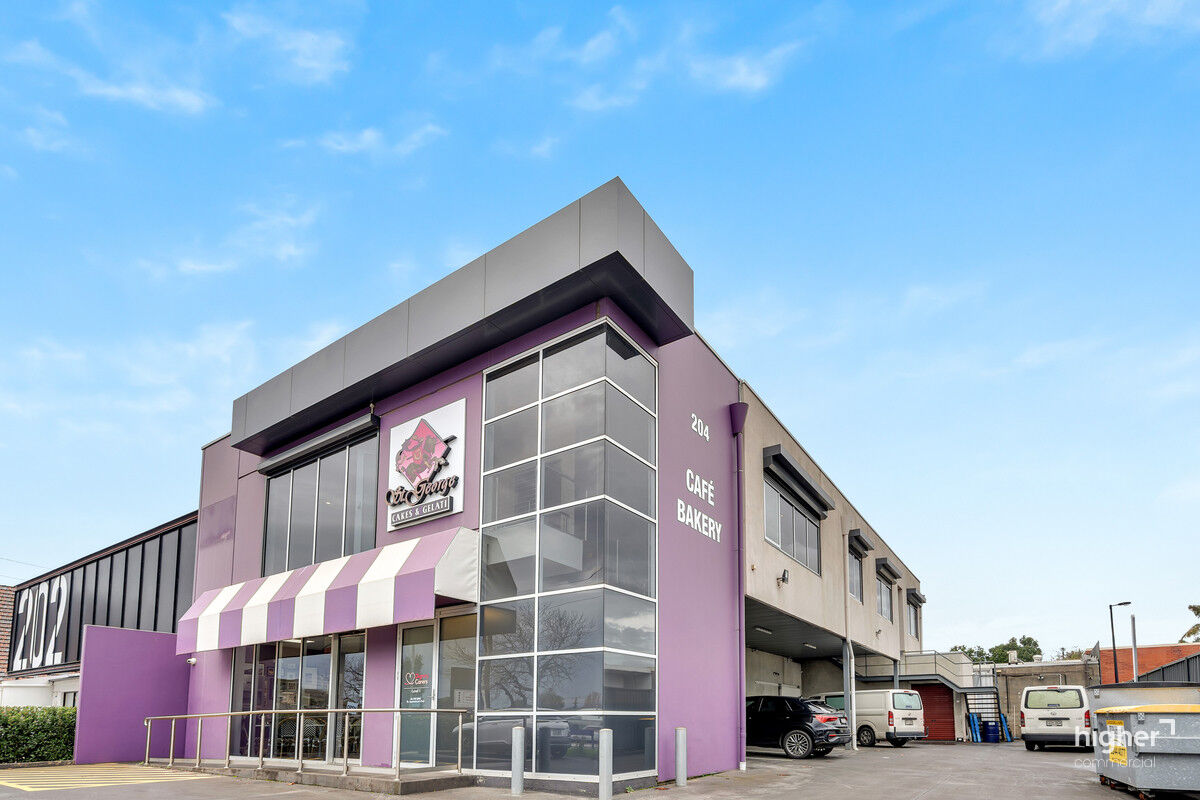 Quality First Floor Office with Lift Access & Parking