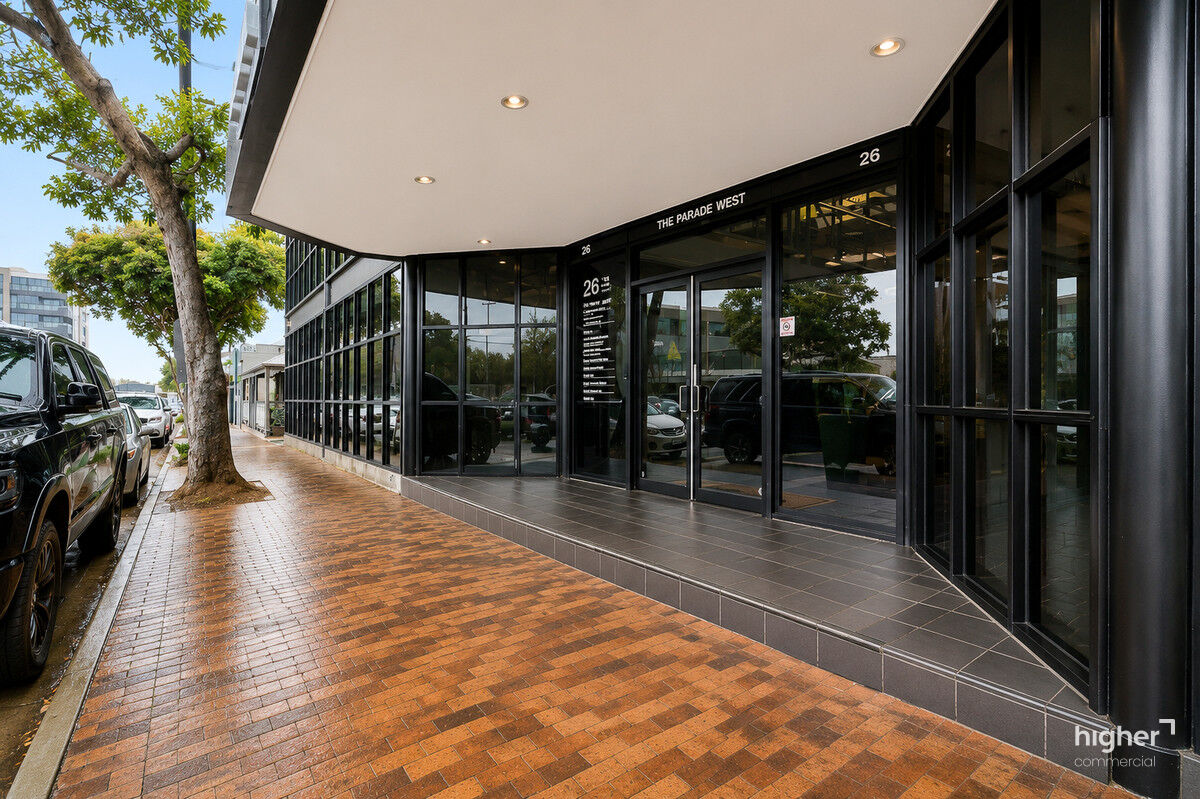 Light-Filled Office with Six Private Car Parking Spaces