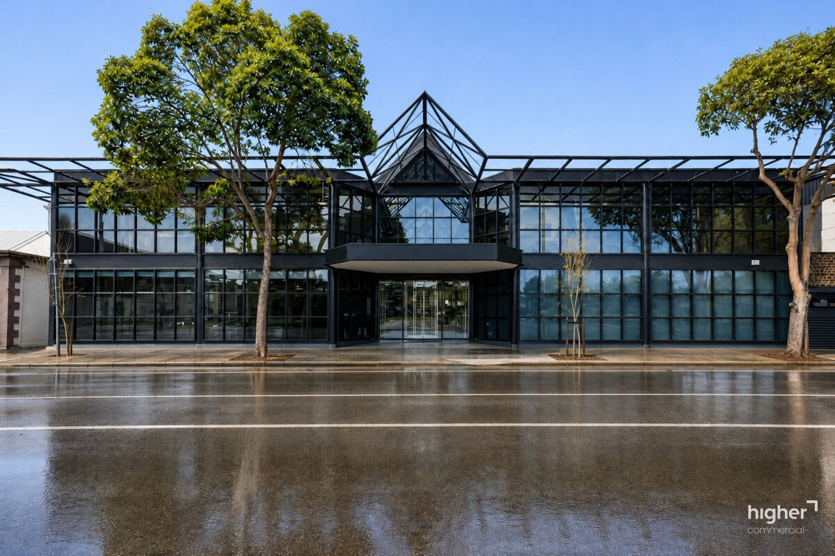 Light-Filled Office with Six Private Car Parking Spaces