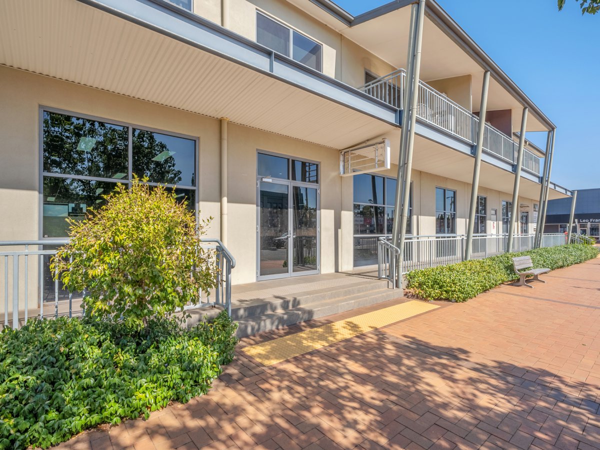 UNIT 2 - 4, 129-139 YAMBIL ST GRIFFITH