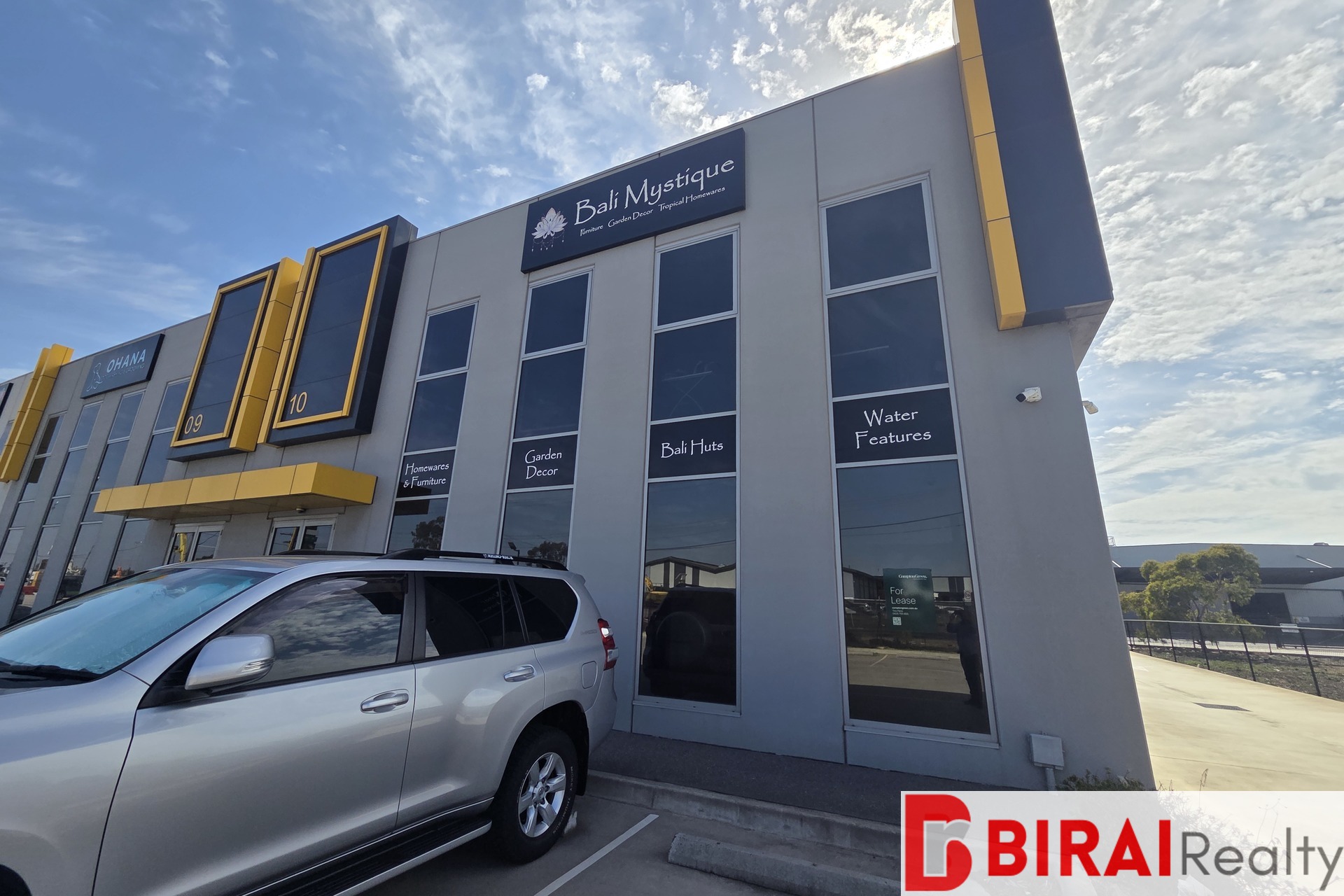 PREMIUM SHOWROOM/RETAIL FOR SALE IN ALTONA 530M2*