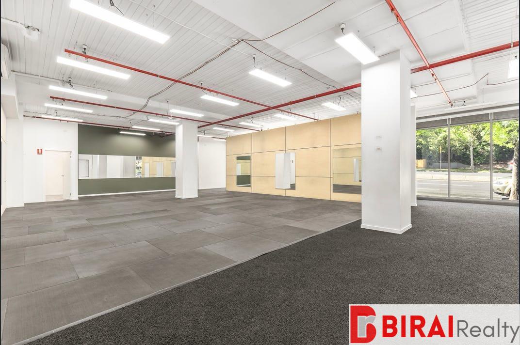 PREMIUM COMMERCIAL LOCATION IN RINGWOOD FOR SALE/LEASE 260M2*