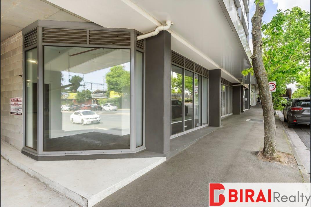 PREMIUM COMMERCIAL LOCATION IN RINGWOOD FOR SALE/LEASE 260M2*