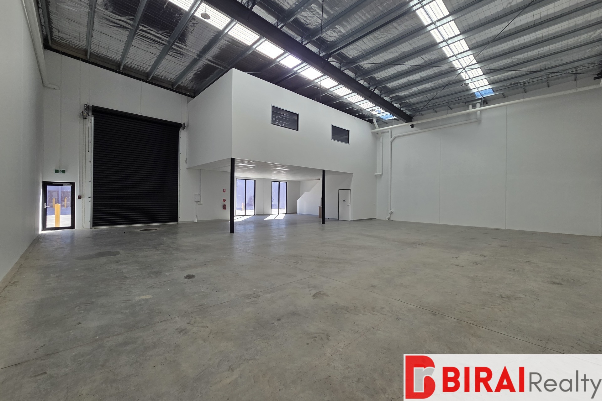 BRAND NEW WAREHOUSES FOR LEASE IN HOPPERS CROSSING 204M2* up to 650m2