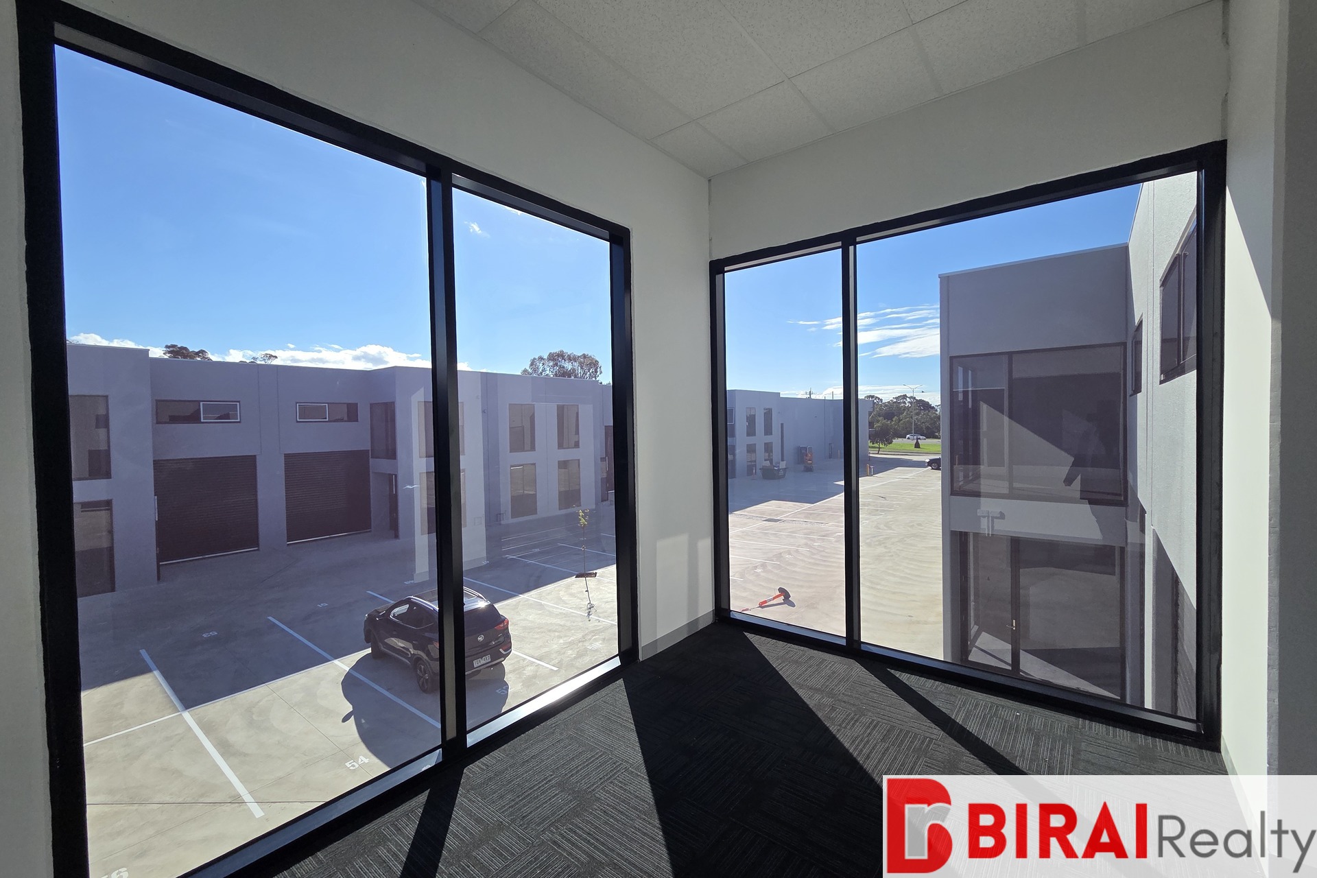 BRAND NEW WAREHOUSES FOR LEASE IN HOPPERS CROSSING 204M2* up to 650M2*