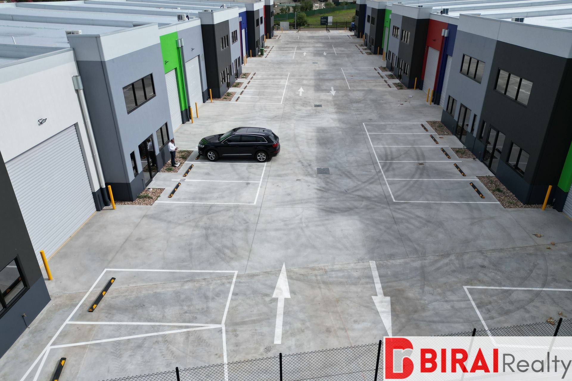 WAREHOUSE FOR LEASE NEAR NEW COSTCO IN ARDEER 320M2*