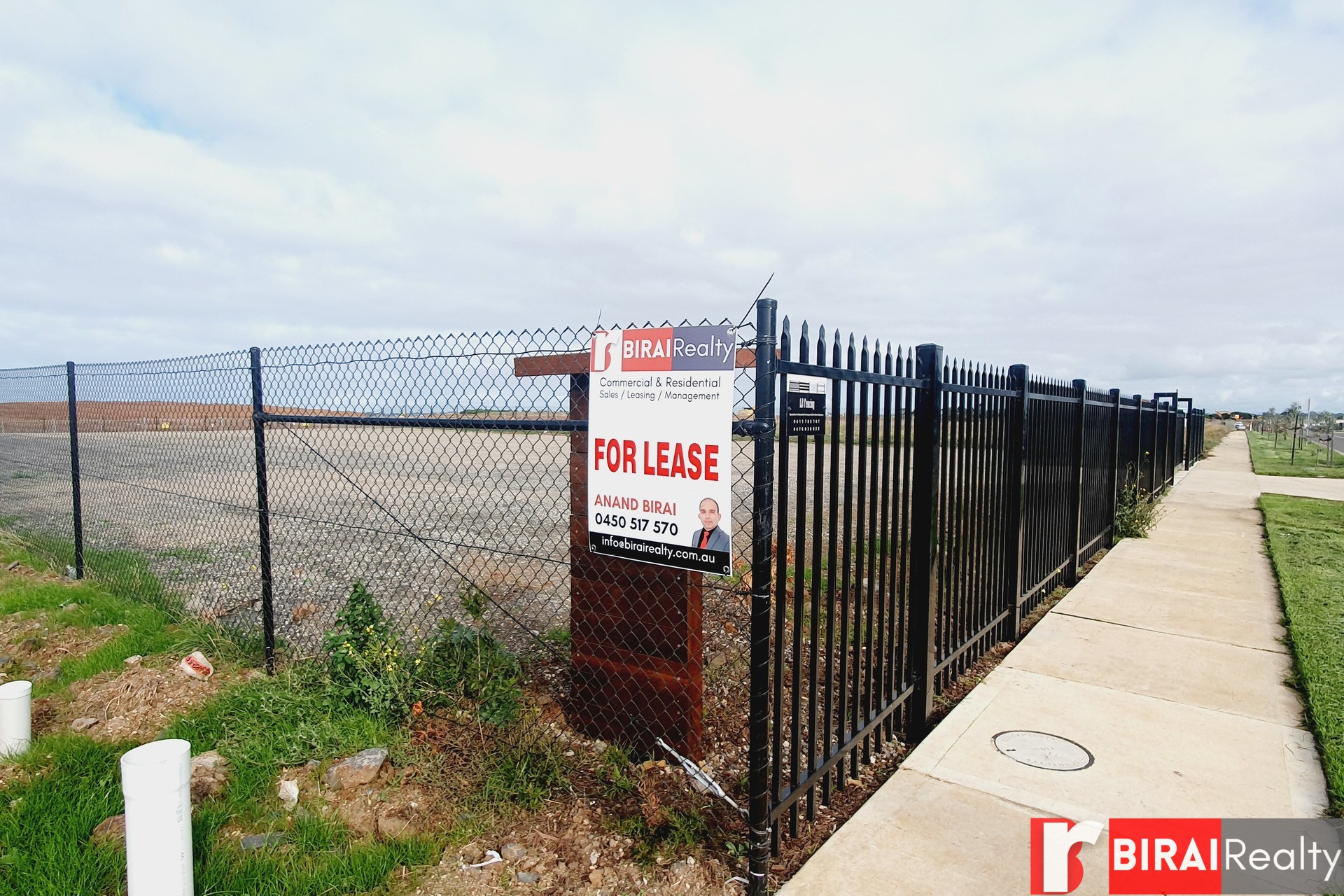 VACANT LAND IN TARNEIT FOR LEASE 1980M2*
