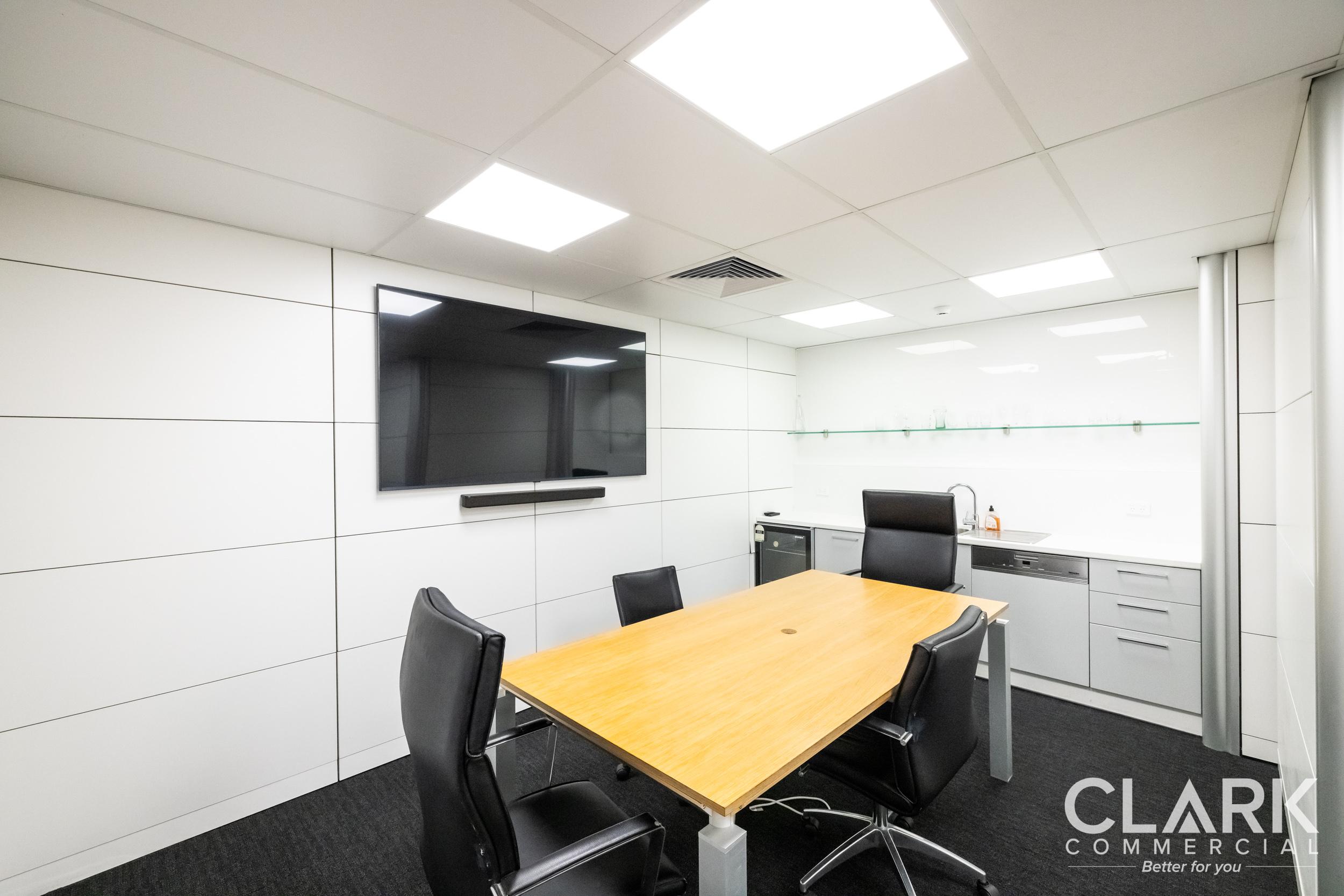 FULLY FITTED CORPORATE OFFICE IN THE PHOENICIAN BUILDING