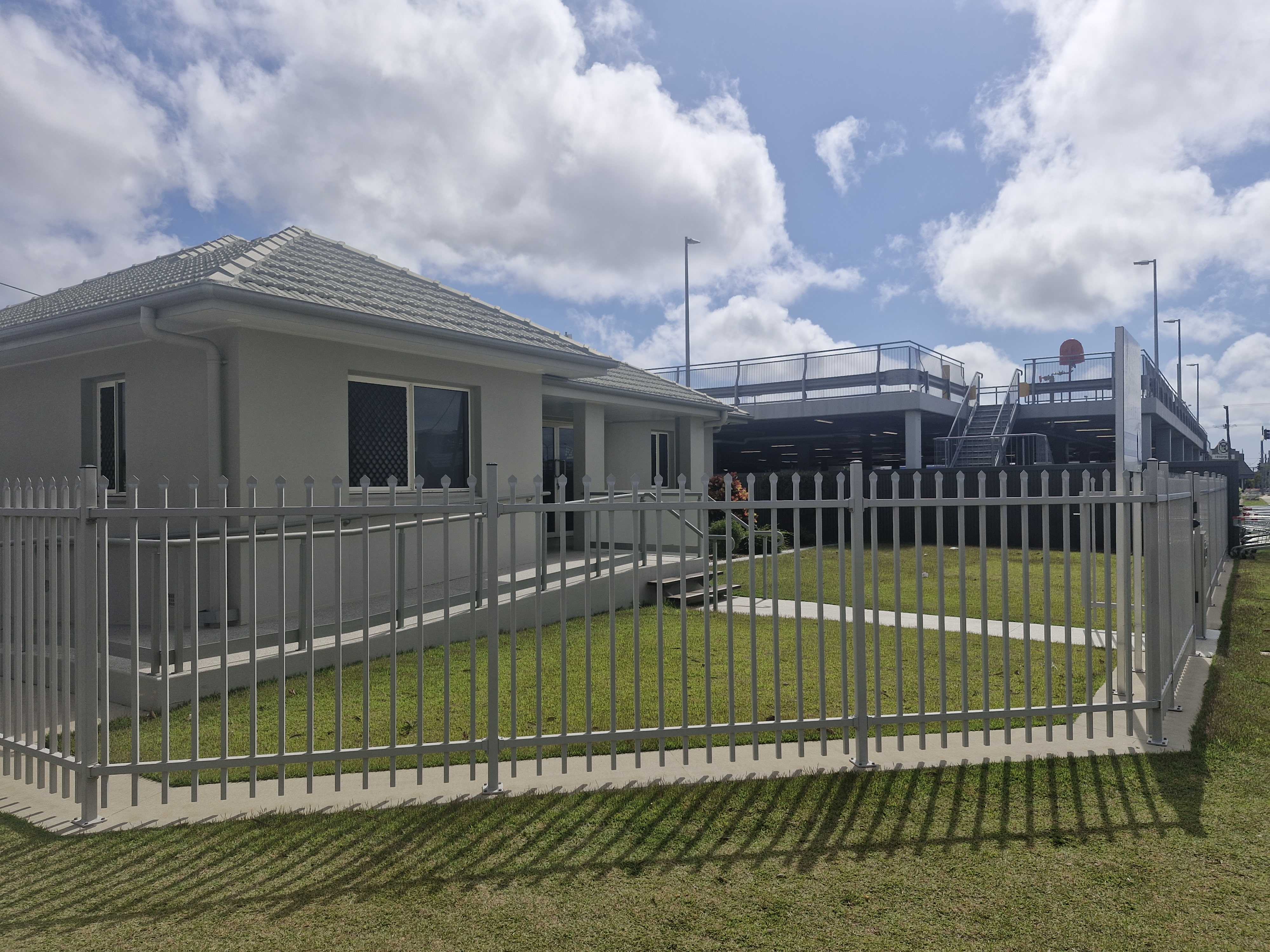 Attractive Standalone Professional Office/Treatment Rooms for Lease!