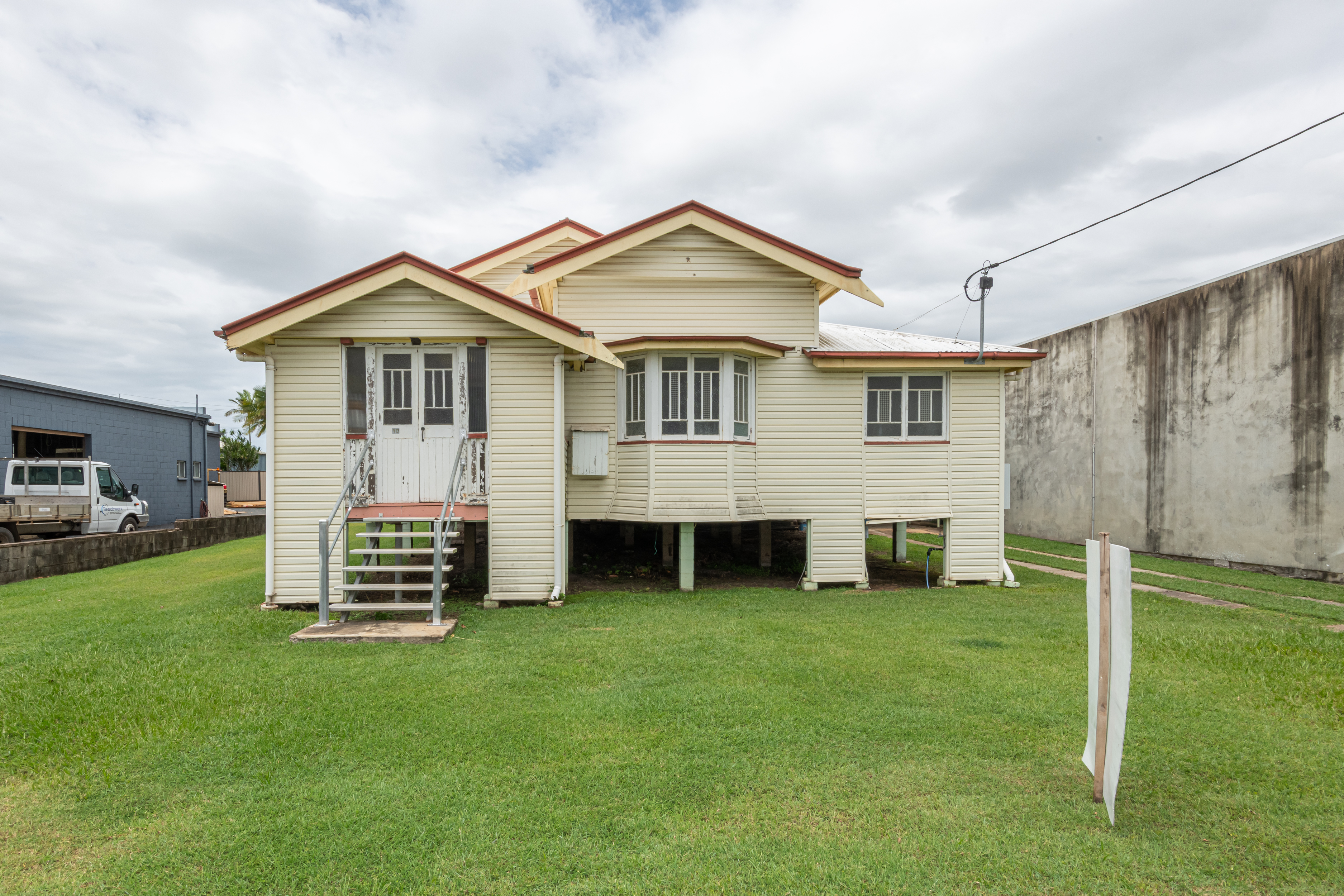 High-Exposure Commercial Property - utilise or relocate and build new!