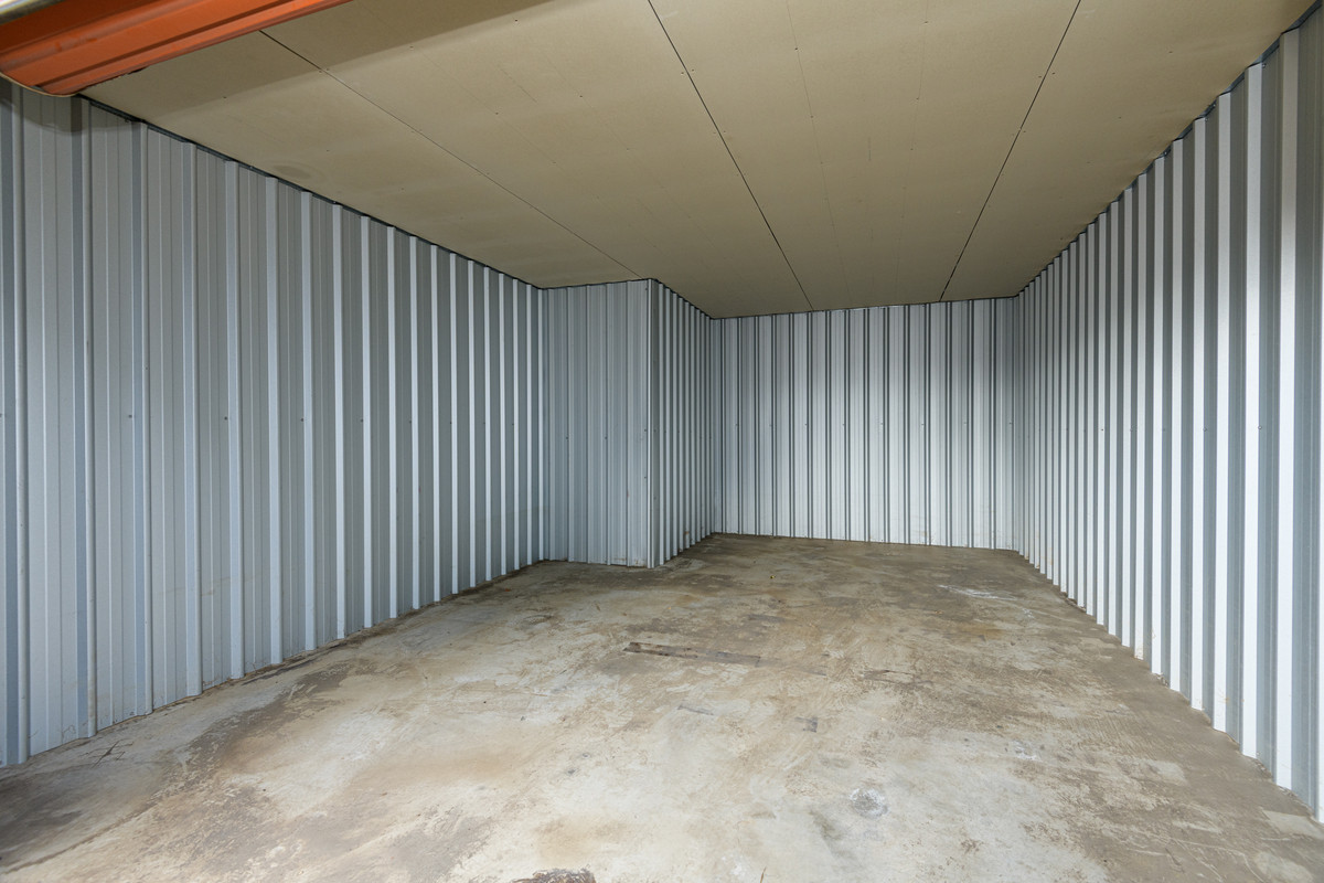 Secure Industrial Storage with Flexible Units for Lease!