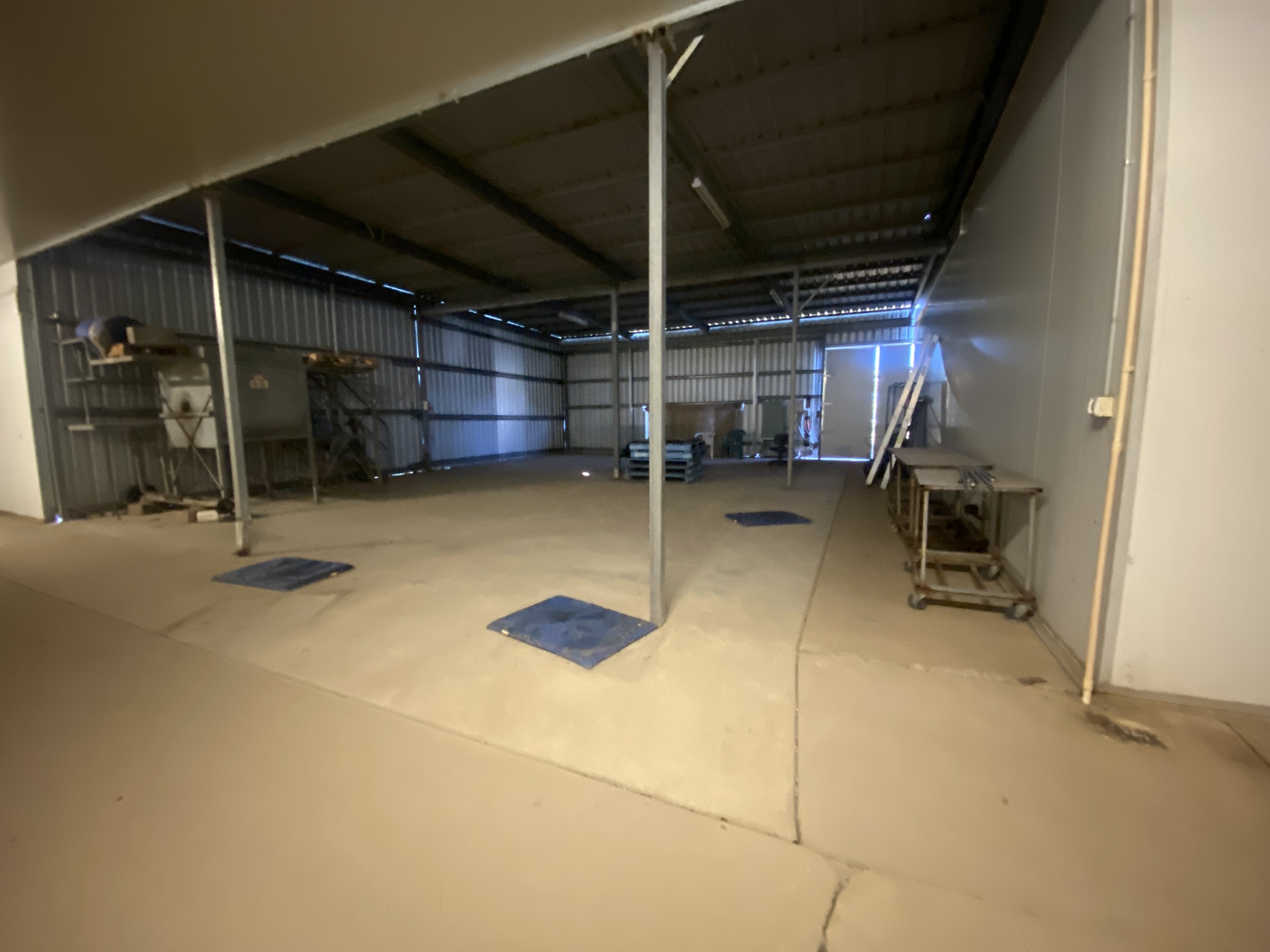 Versatile Commercial Sheds  Prime Gooburrum Location