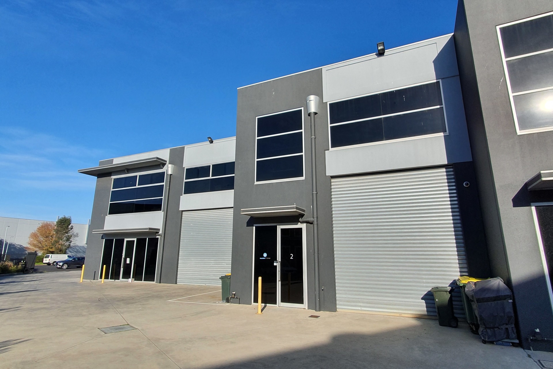 WAREHOUSE & OFFICE COMBINATION