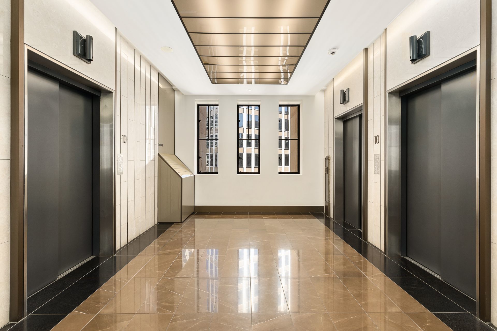 QUALITY FITTED OFFICE WITH EXCELLENT NATURAL LIGHT