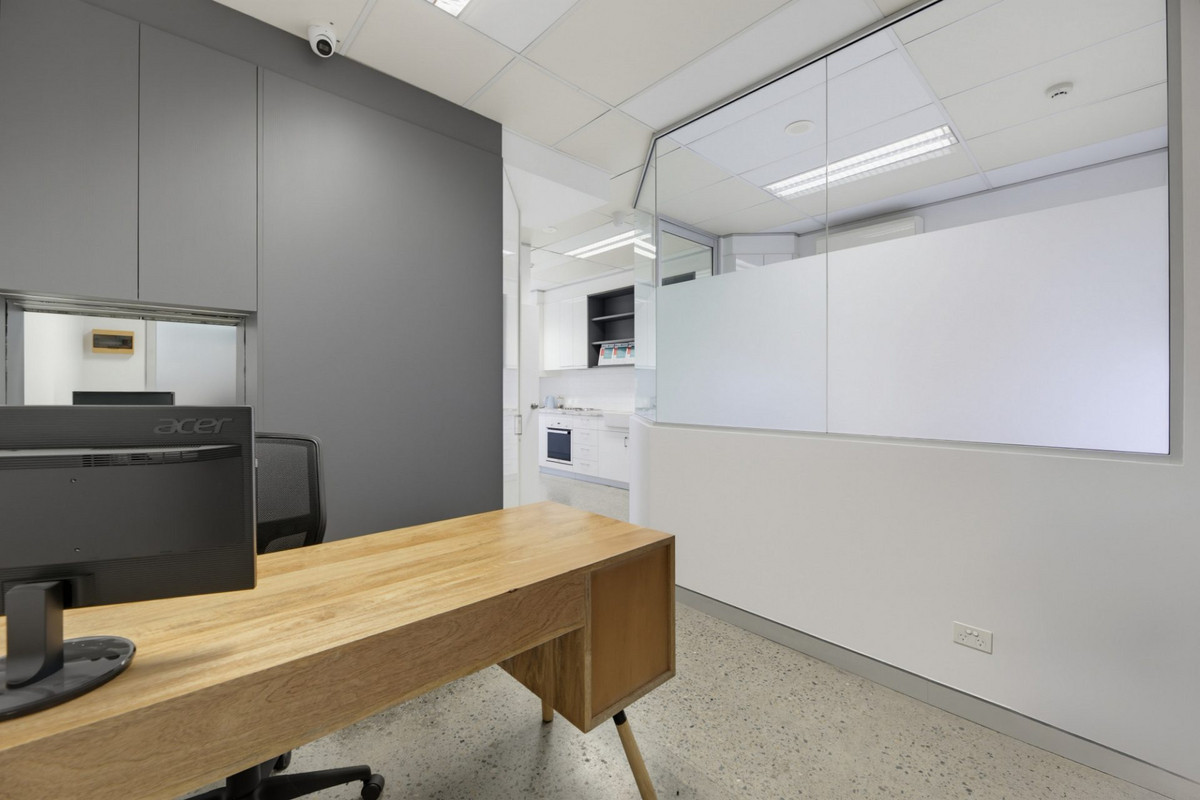 Fully Furnished Office Space For Lease