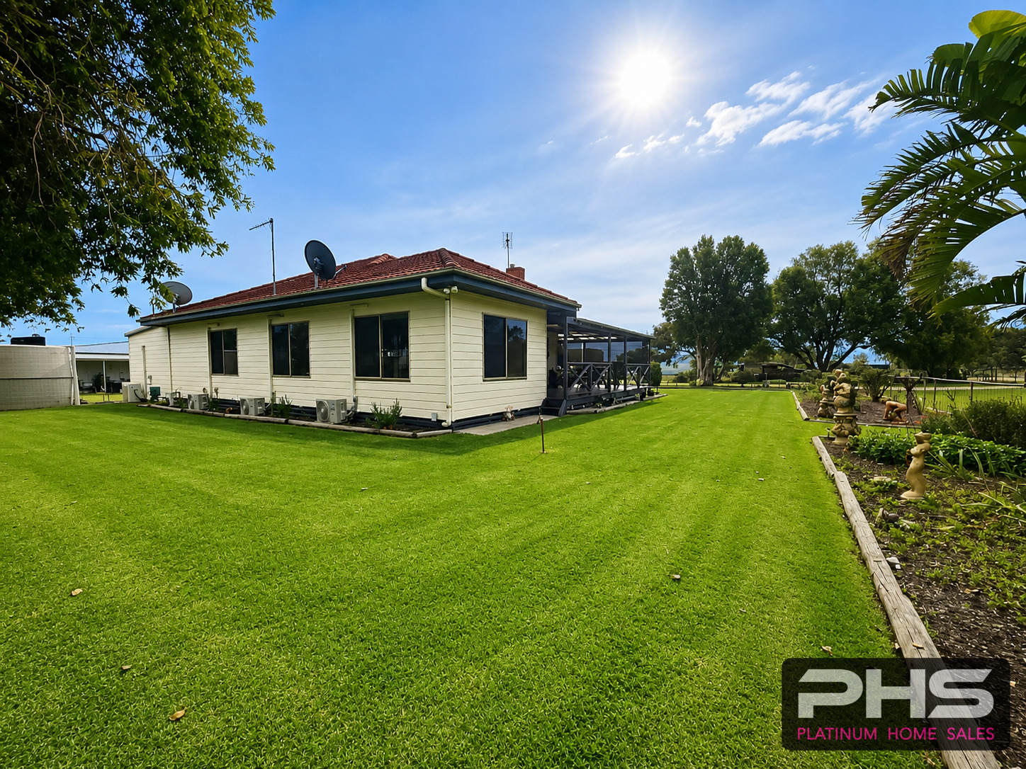 100 Acres of Lifestyle & Mixed Farming Opportunity.