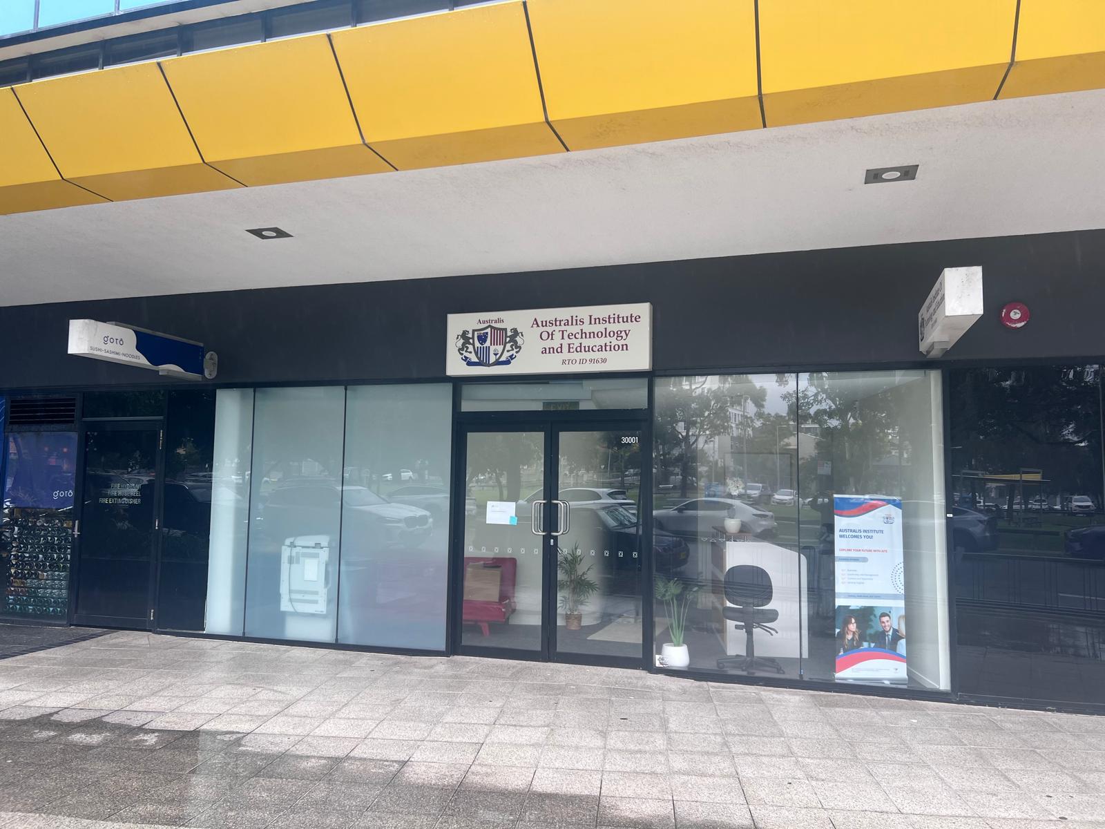 Owner Wants Sold  161m Southport CBD Retail/Office Opportunity