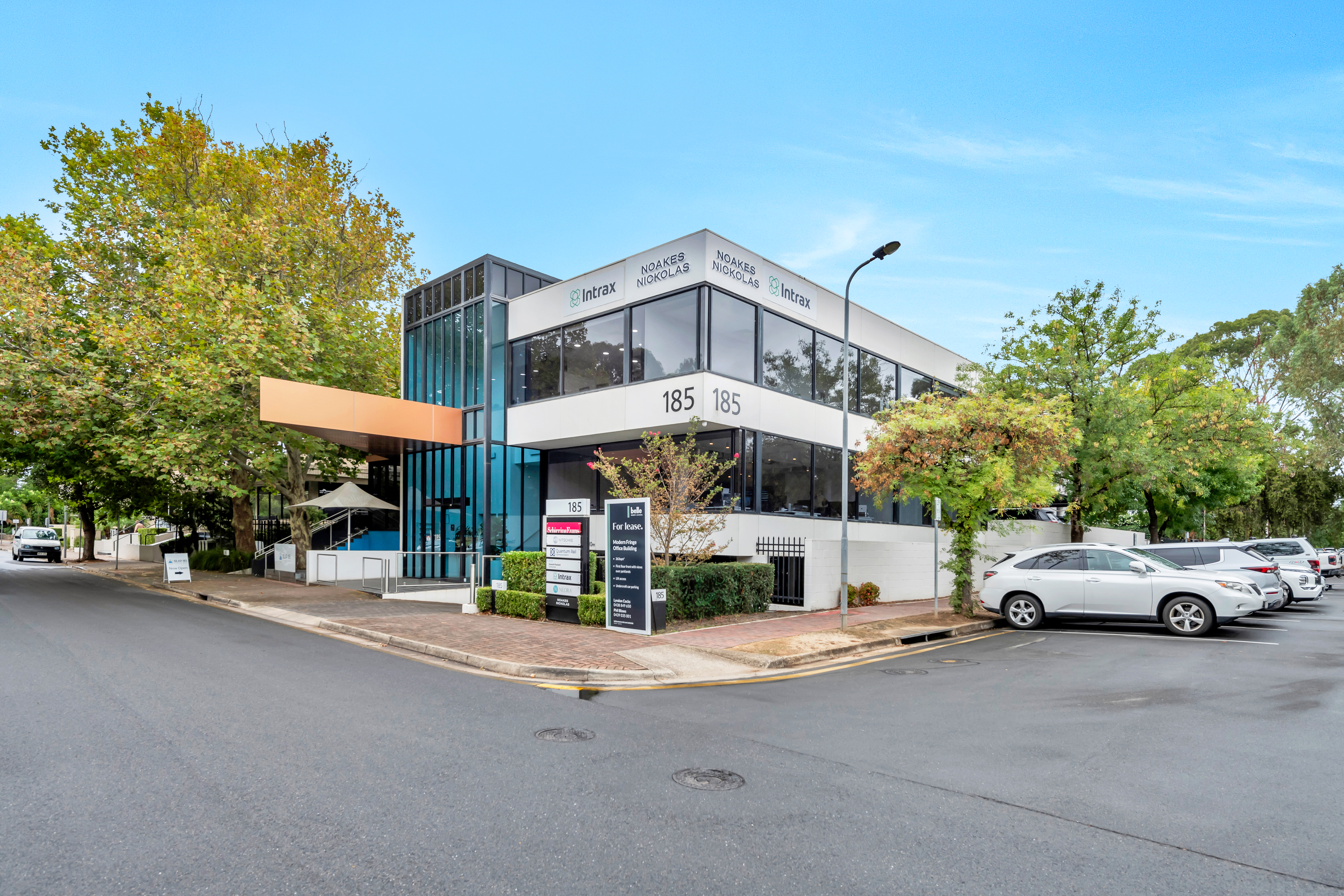 Prime Fringe Office with Parklands Outlook