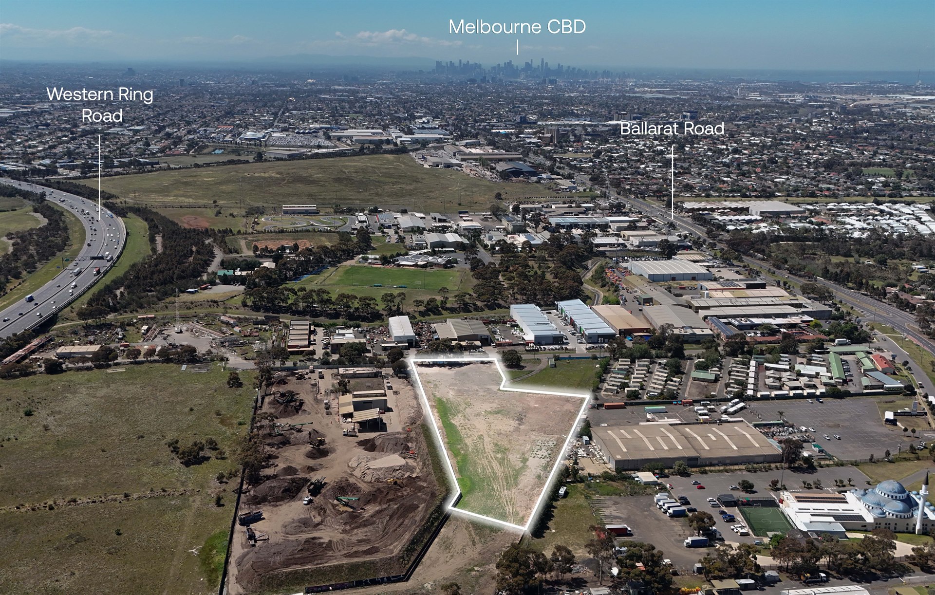 CRUSHED ROCK HARDSTAND, EXCELLENT ARTERIAL ACCESS, 5,000 - 16,000 M2 HOLDING IN ARDEER FOR LEASE