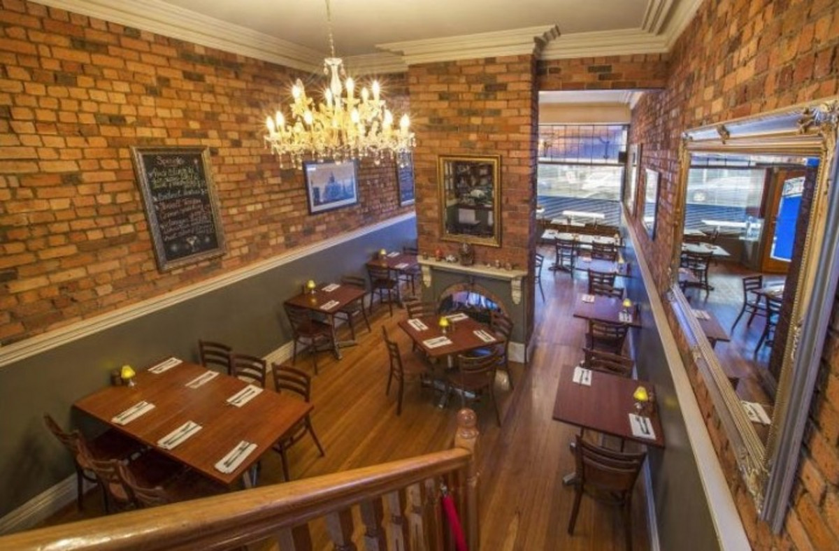 Stylishly Fitted Restaurant UNIQUE OPPORTUNITY - NO INGOING PAYABLE