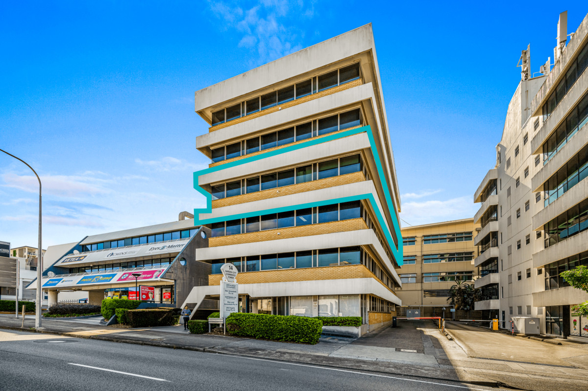 301sqm Fitted & Furnished Office. Whole Floor Plate. Below Market Rates. 13 Car Spaces.