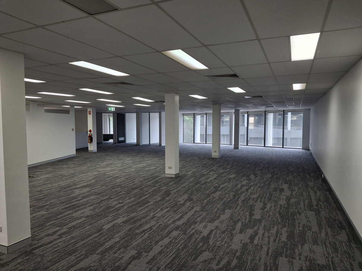 286sqm Tenancy with premium exposure, 6 Onsite Car Spaces