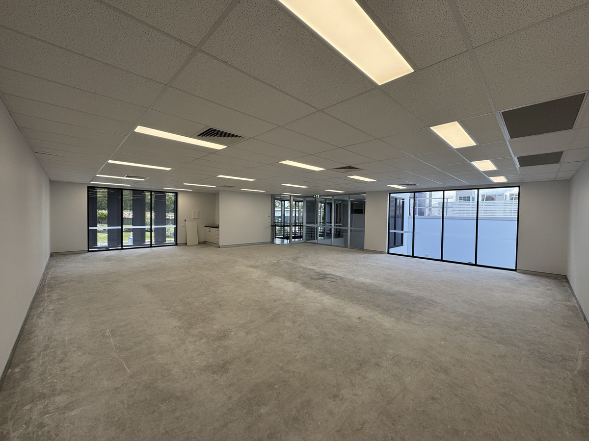 Prime Medical/Office Space. Available now.