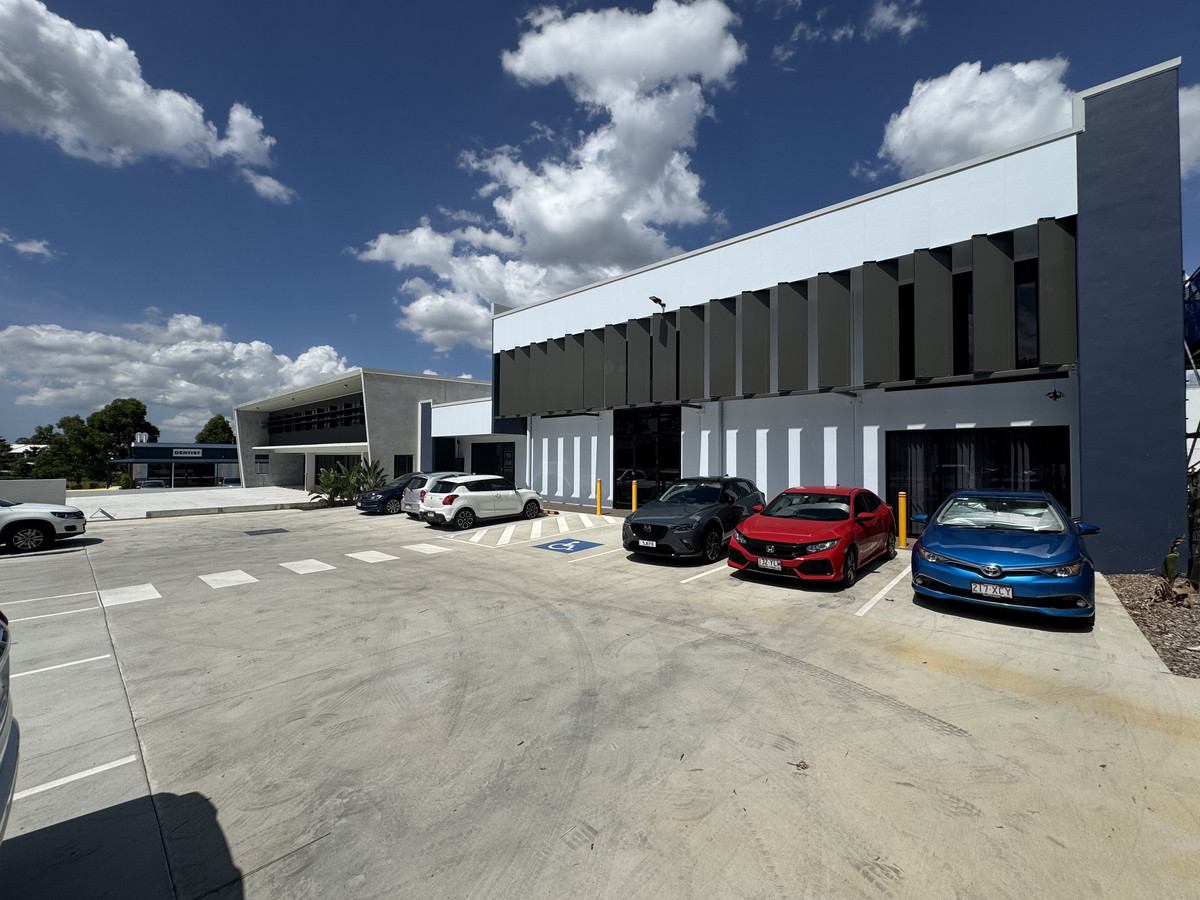 Prime Medical/Office Space. Available now.