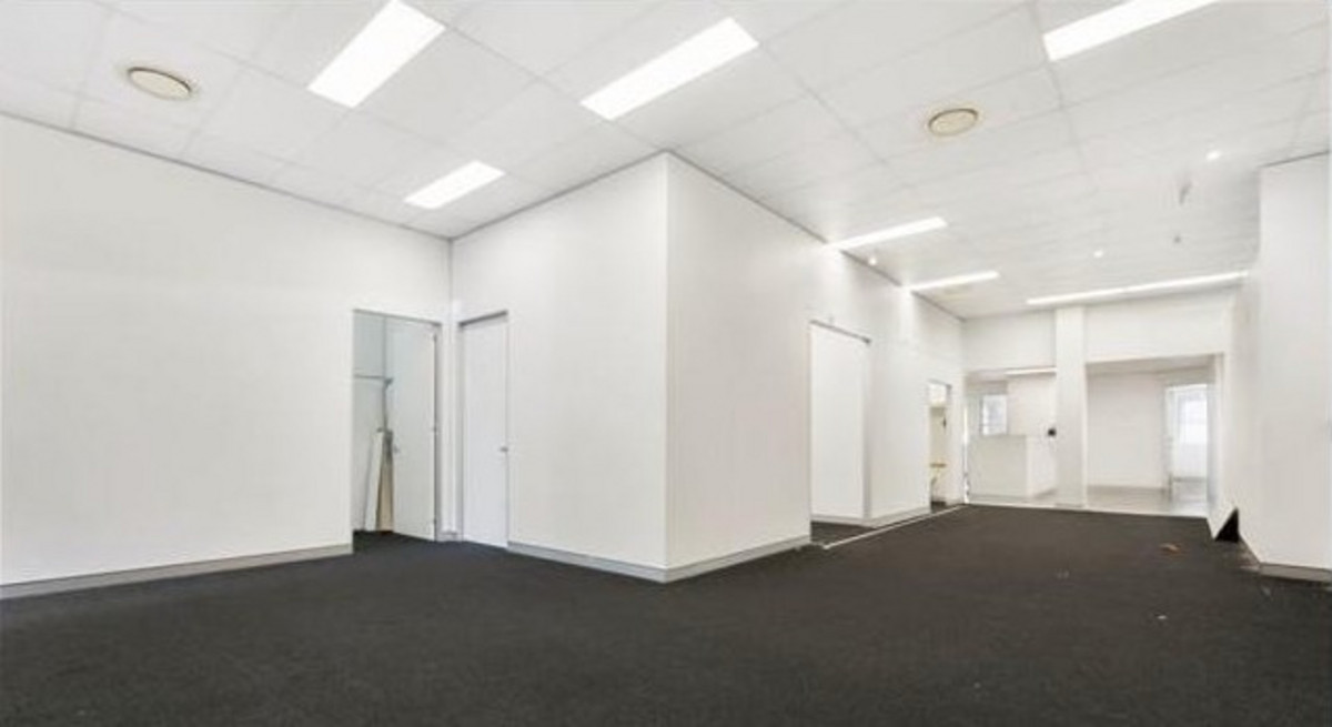 400sqm Office/Consulting. Prime Position.