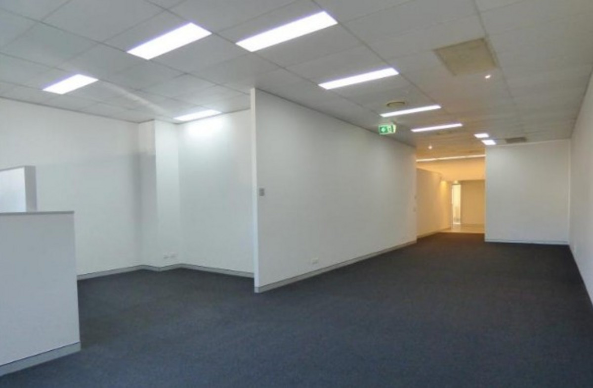 400sqm Office/Consulting. Prime Position.