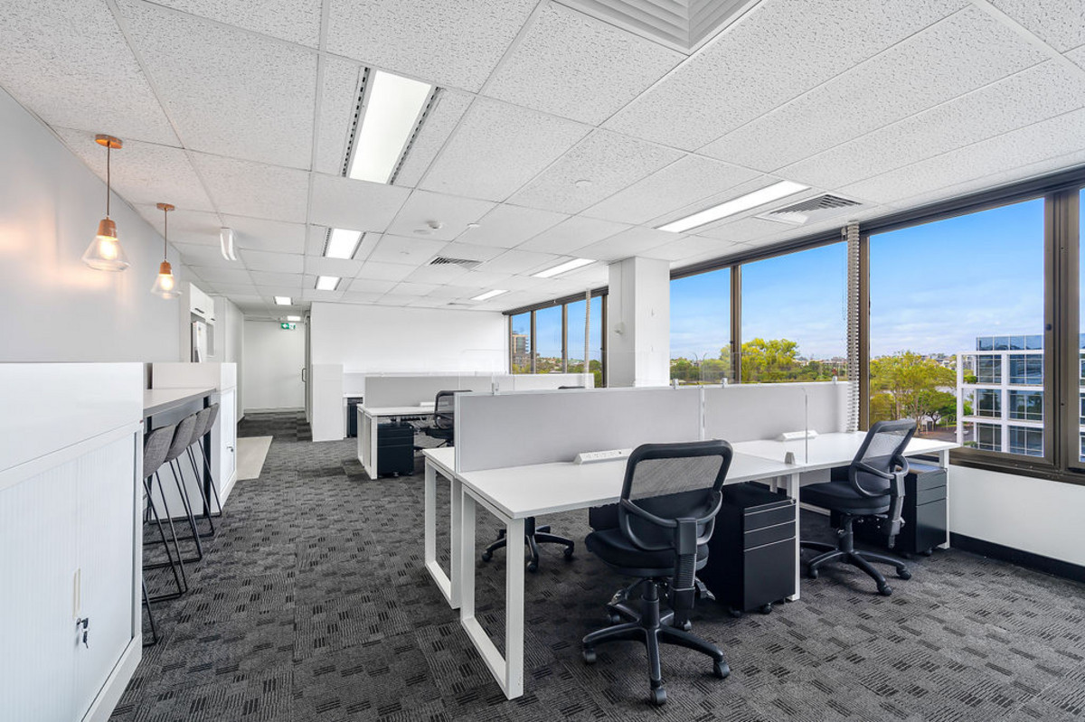 139sqm - 585sqm Premium Office Space with River and City Views