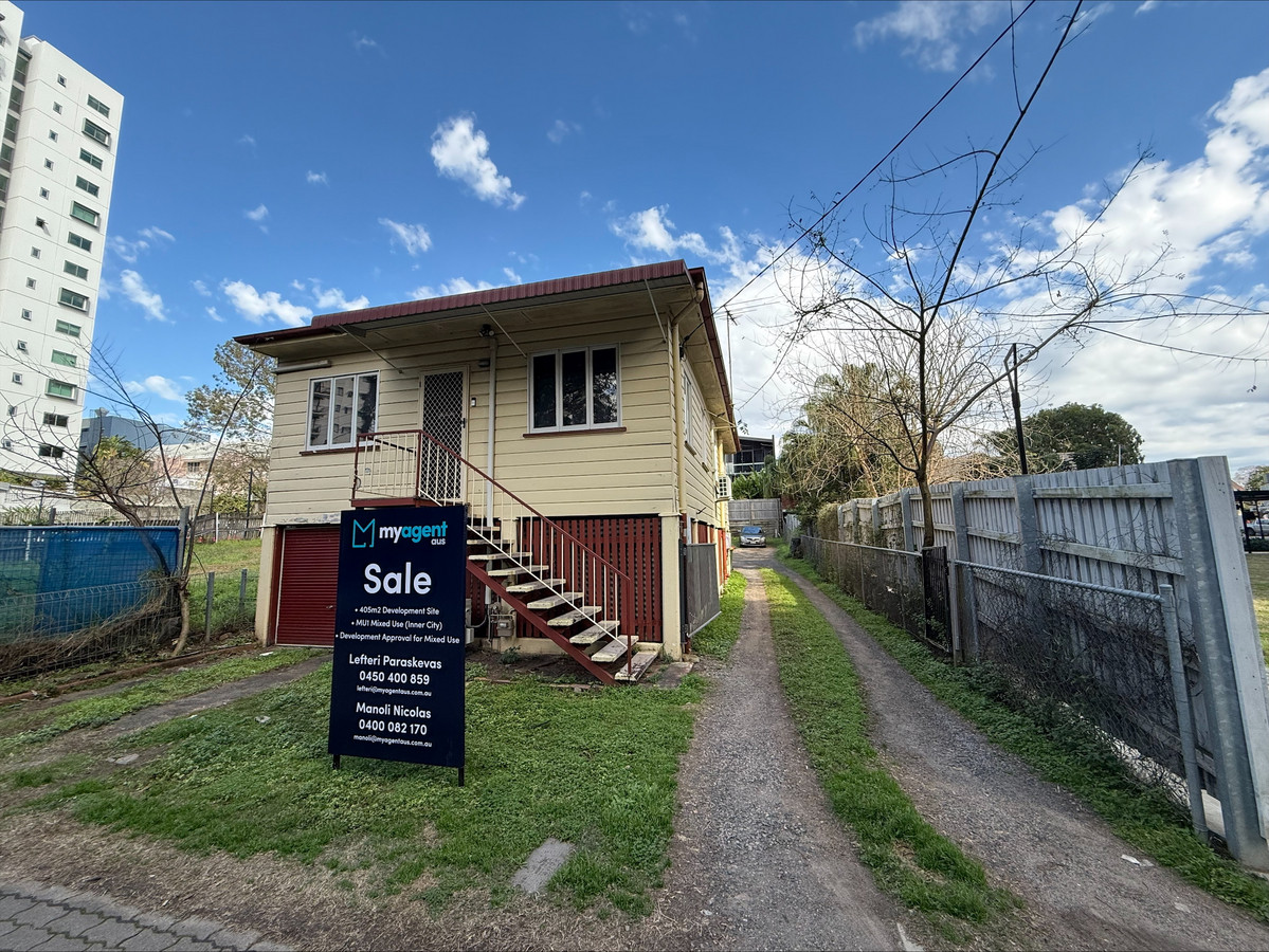 Clear Instructions to Sell. DA Approved For 567sqm Building. 405sqm Land.