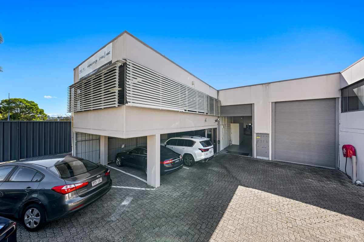 391sqm Rare Warehouse/Office/Showroom. Onsite Car Spaces