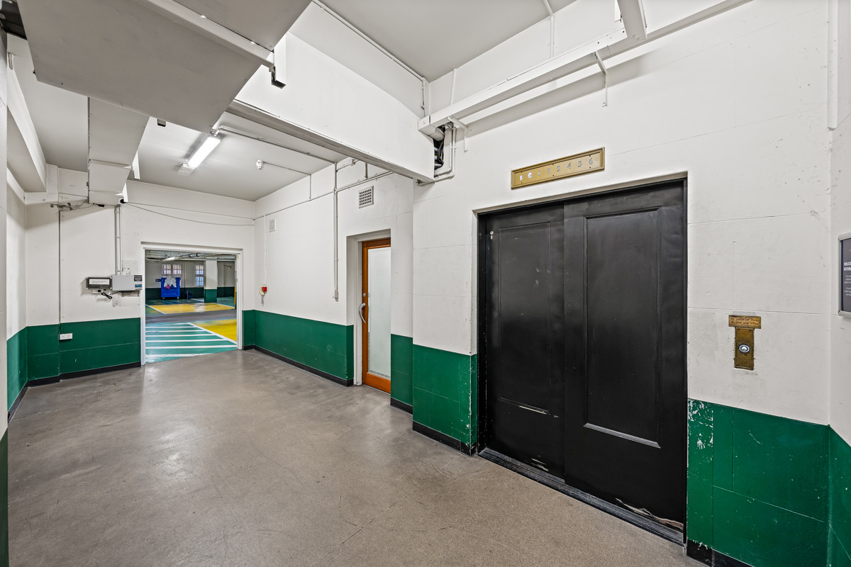 35sqm CBD Office + 1 Car Park. Character Building on Ann Street.