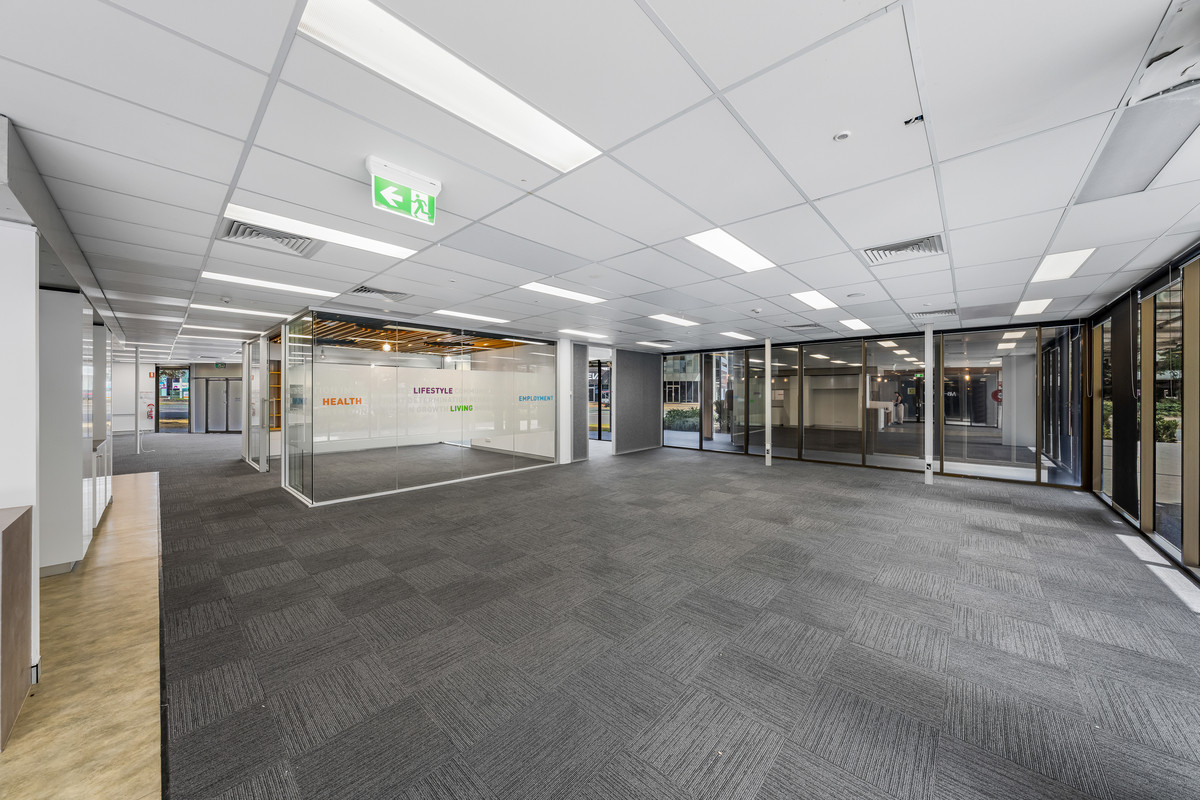 151 - 379sqm Ground Floor Office / Consulting / Showroom. 7 Onsite Car Spaces
