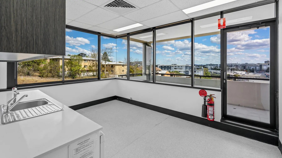 232sqm or 290sqm Office for Lease