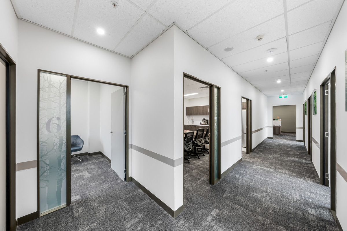 42sqm or 170sqm Fitted Office/Medical/Allied Health Suite. Clear Instructions to Sell!