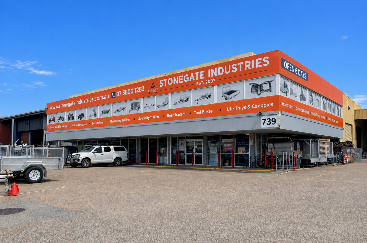 3,713sqm High Exposure Industrial Warehouse with Hardstand