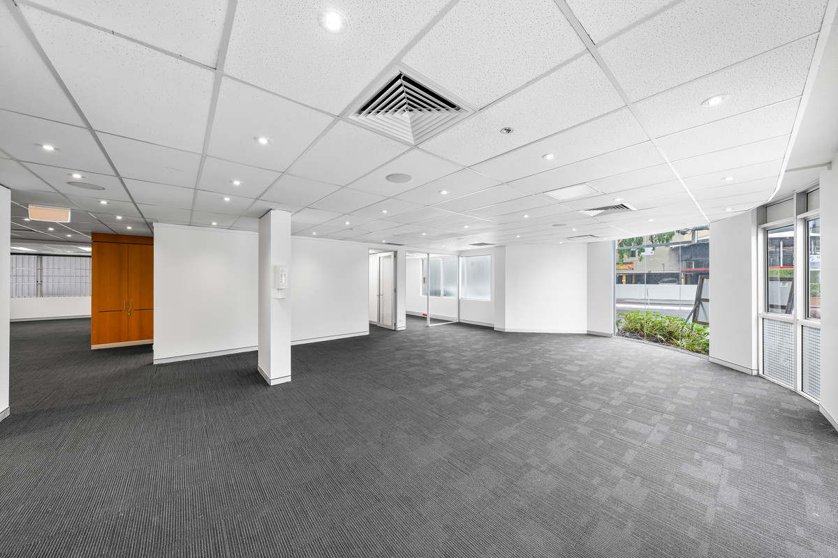 217sqm Ground Floor Tenancy. Multiple  Suitable Uses. 4 Onsite Car Spaces