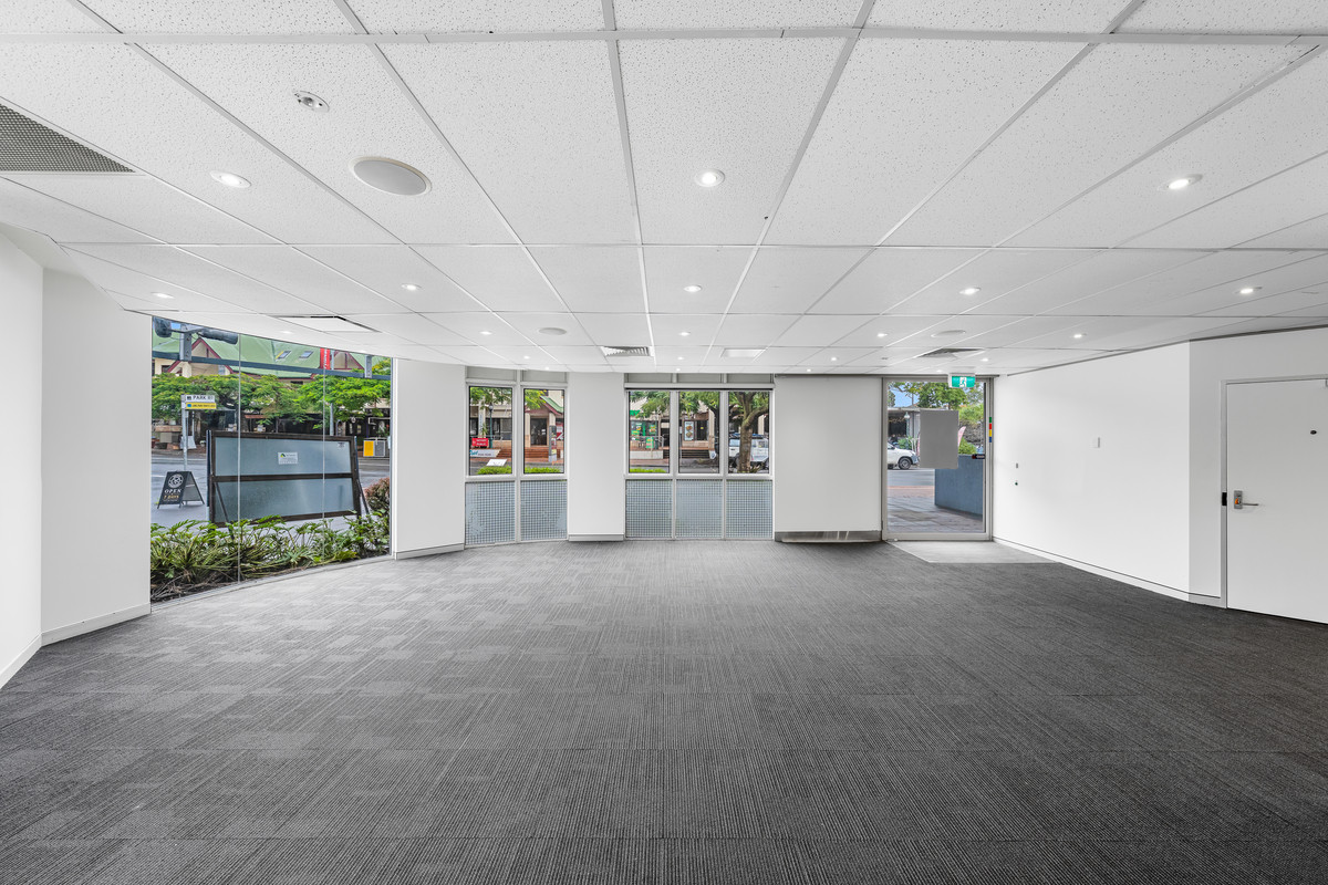 217sqm Ground Floor Tenancy. Multiple  Suitable Uses. 4 Onsite Car Spaces